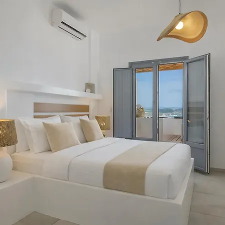 Oneiro Luxury Suites-adults Only Apartment