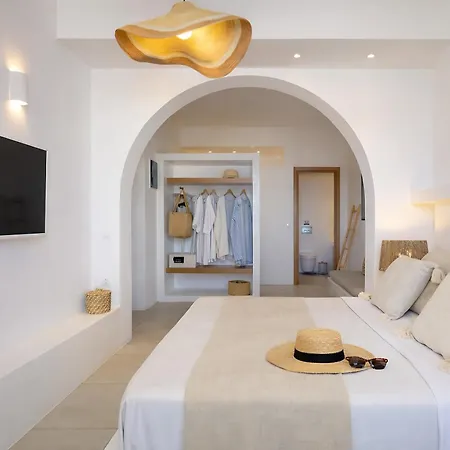 Oneiro Luxury Suites-adults Only شقة